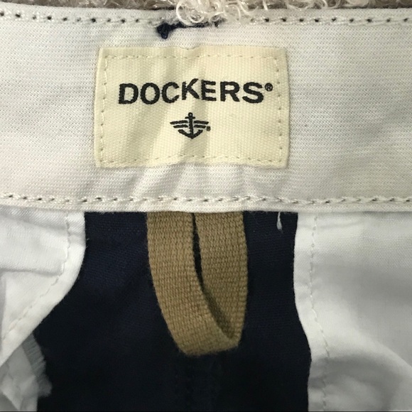 DOCKERS Navy Blue Shorts - Picture 6 of 6